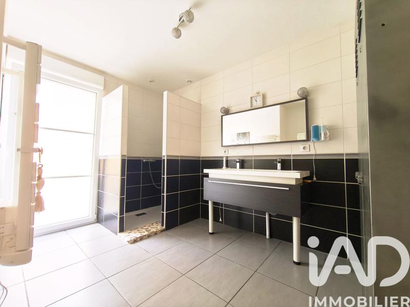 Maison - 140 m² - 7 pièces