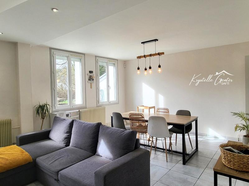 Maison - 80 m² - 4 pièces