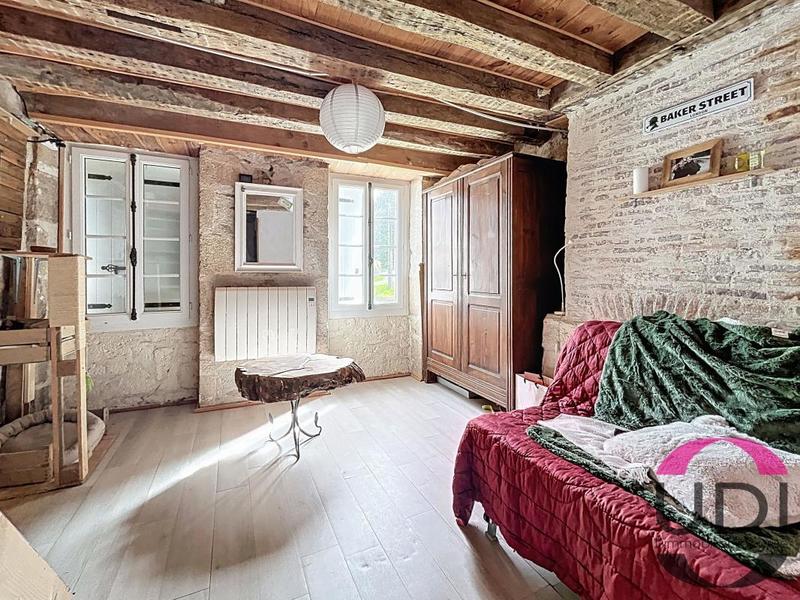 Maison - 161 m² - 6 pièces