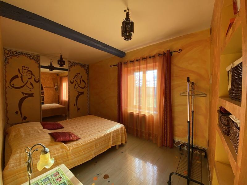 Maison - 211 m² - 7 pièces