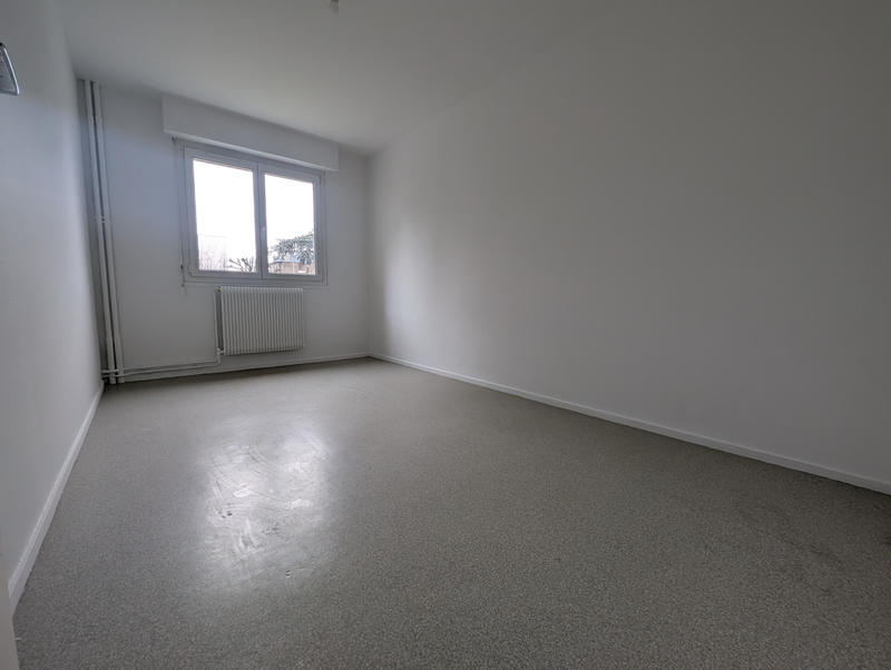 Appartement - 82 m² - 3 pièces