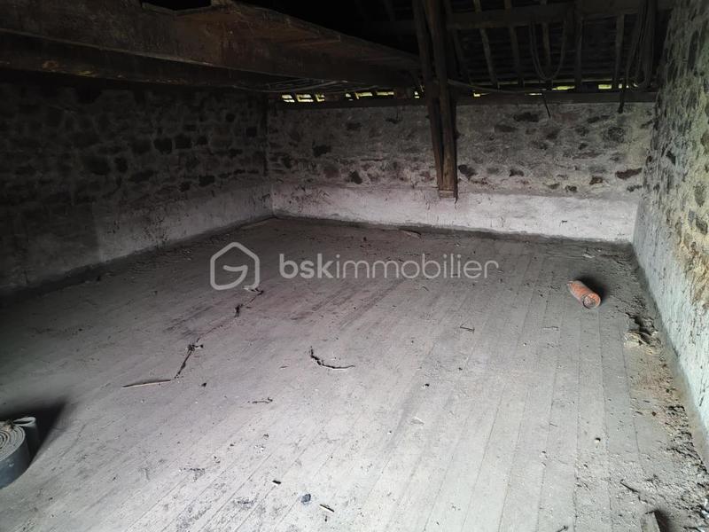 Maison en pierre - 100 m² - 3 pièces