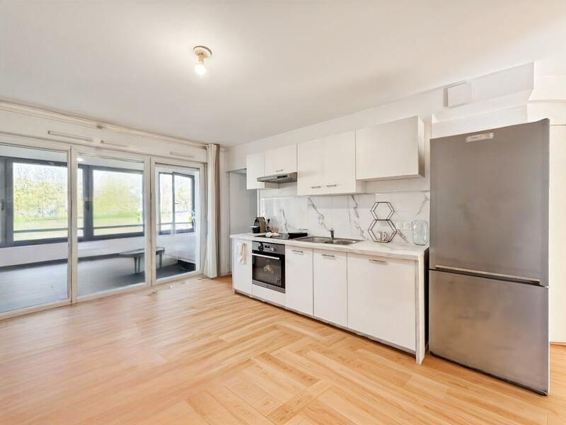 Appartement - 92 m² - 5 pièces