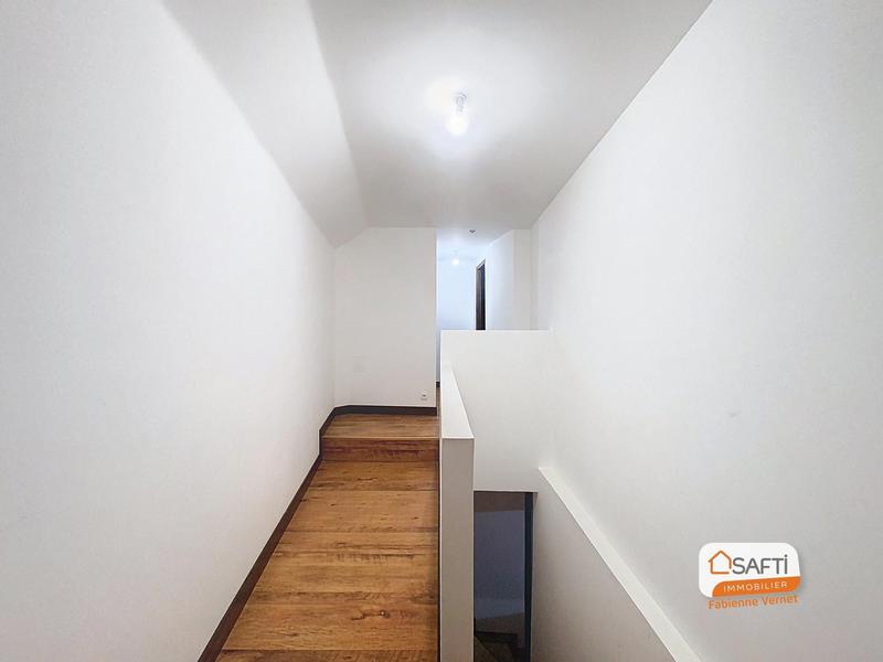 Maison - 290 m² - 10 pièces