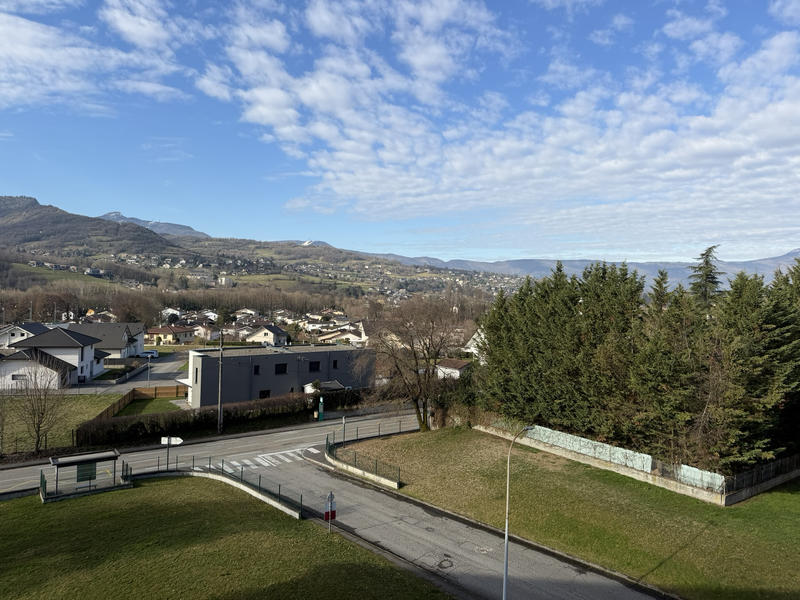 Appartement - 95 m² - 4 pièces