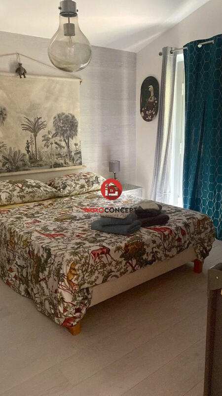 Mas - 268 m² - 9 pièces