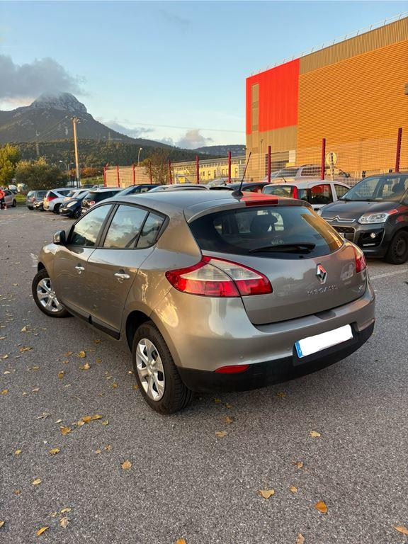 Renault Mégane 3 1.5dci 85 Distri Neuve/Revision Ok