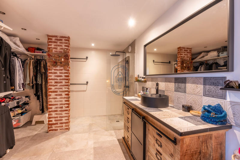 Maison - 190 m² - 5 pièces