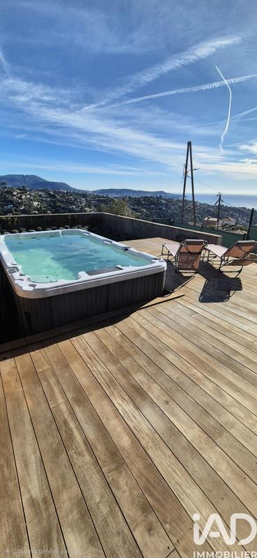 Appartement - 80 m² - 4 pièces