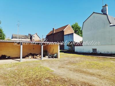 Maison - 140 m² - 4 pièces