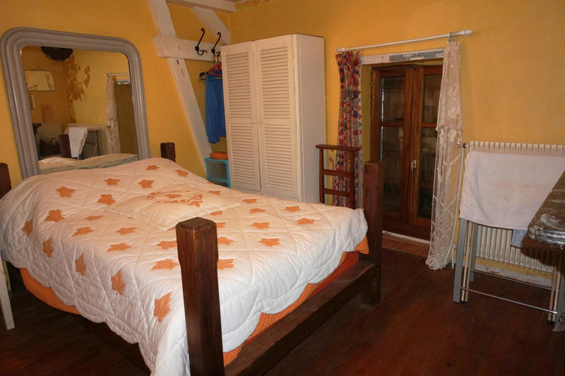 Maison - 138 m² - 9 pièces