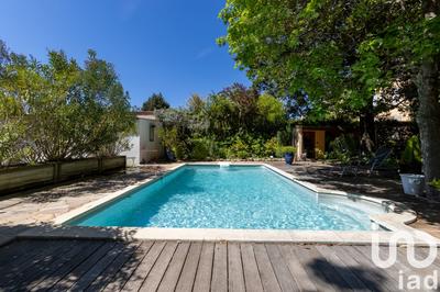 Appartement - 185 m² - 8 pièces