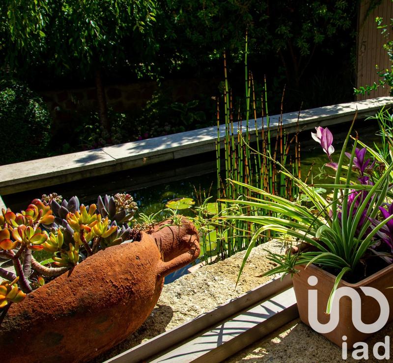 Maison - 680 m² - 18 pièces