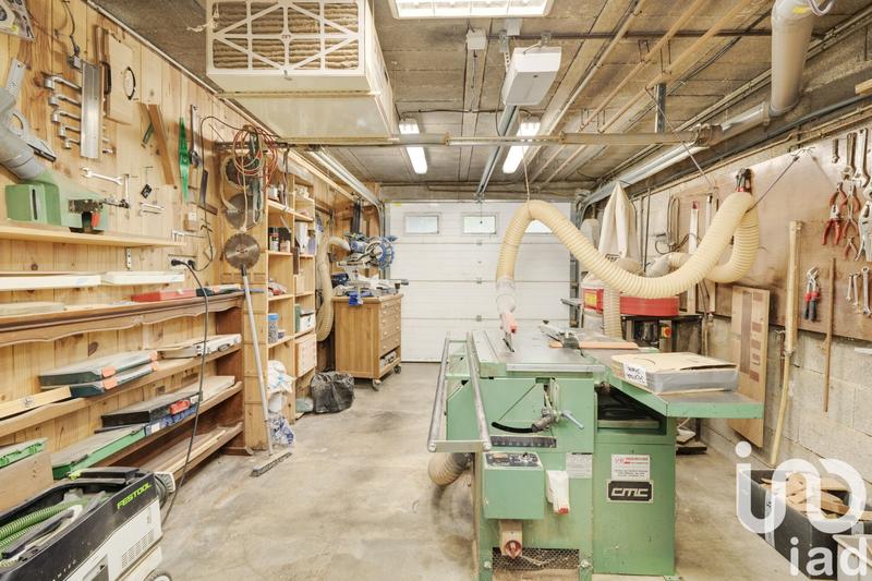 Maison - 286 m² - 9 pièces