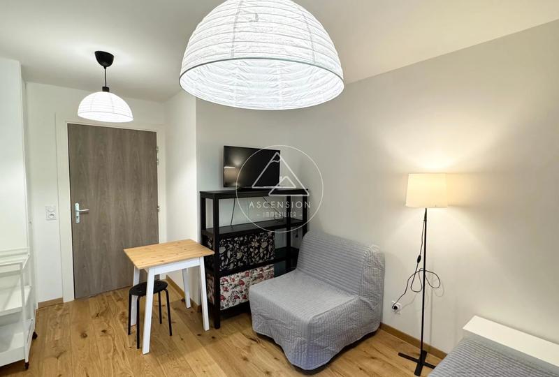 Studio - 20 m² - 1 pièce