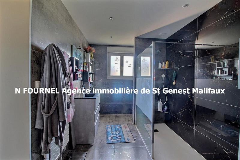 Maison - 175 m² - 5 pièces