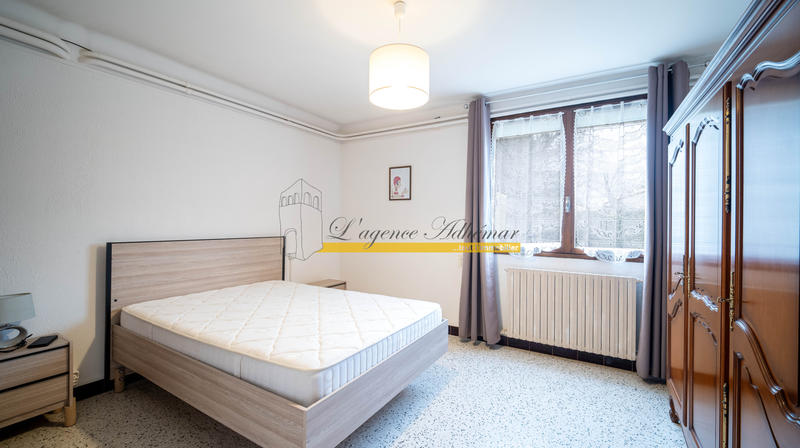 Maison - 146 m² - 7 pièces