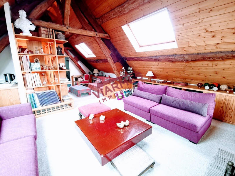 Maison - 180 m² - 6 pièces