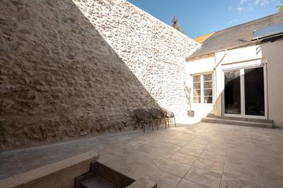 Maison - 212 m² - 8 pièces