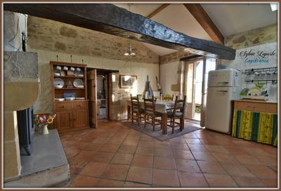 Maison en pierre - 106 m² - 4 pièces