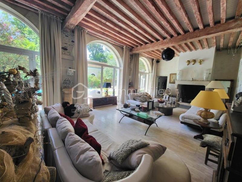 Maison - 400 m² - 10 pièces