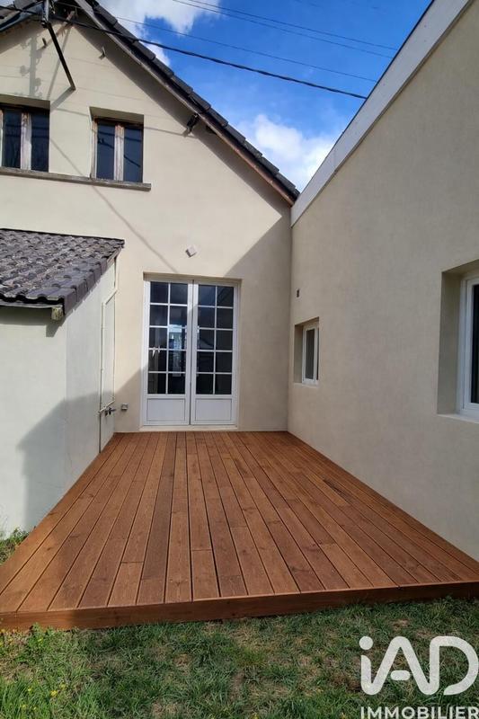 Maison - 93 m² - 5 pièces