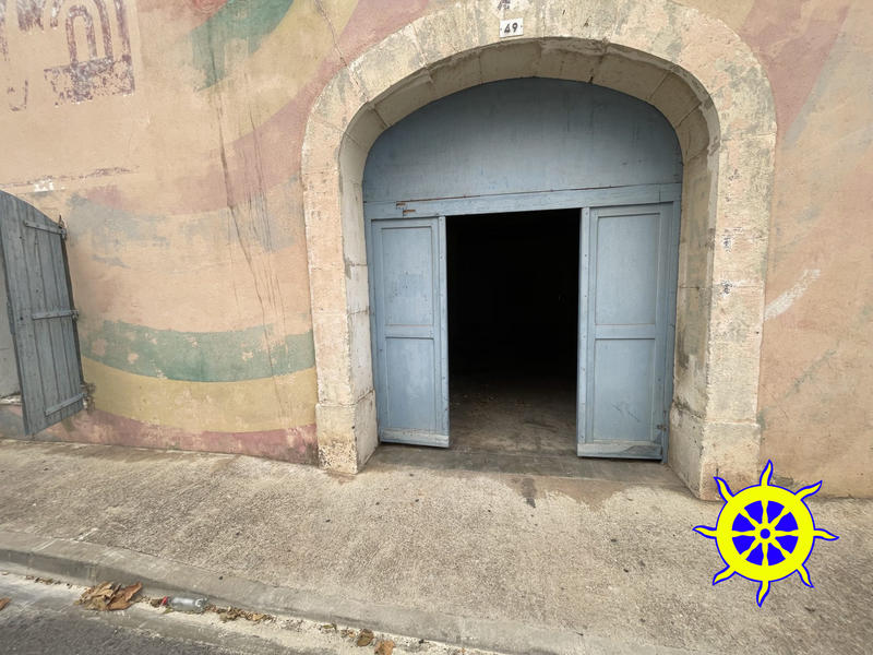 Parking / Garage - 90 m²