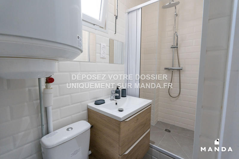 Chambre - 11 m² - 4 pièces