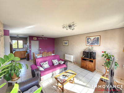 Maison - 90 m² - 5 pièces