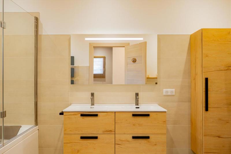 Villa - 231 m² - 6 pièces