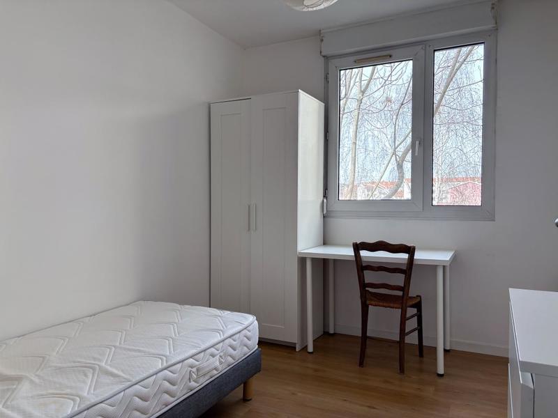 Appartement - 82 m² - 5 pièces