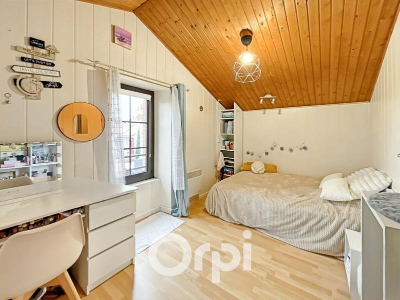 Maison - 102 m² - 4 pièces