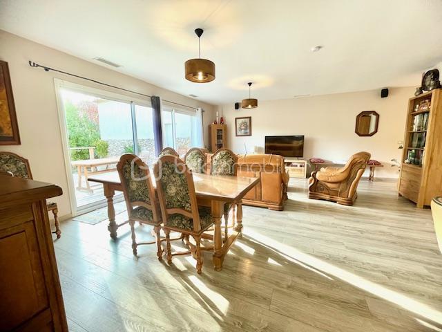 Villa - 150 m² - 6 pièces