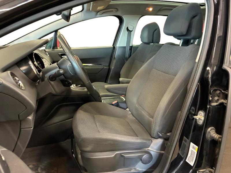 Peugeot 5008 1.6 HDi 115ch Fap Bvm6 Allure 5pl