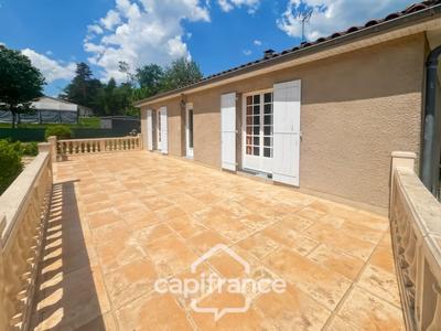 Maison - 103 m² - 4 pièces