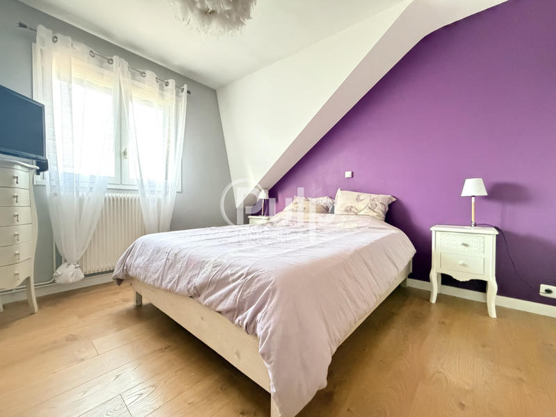 Maison - 160 m² - 8 pièces