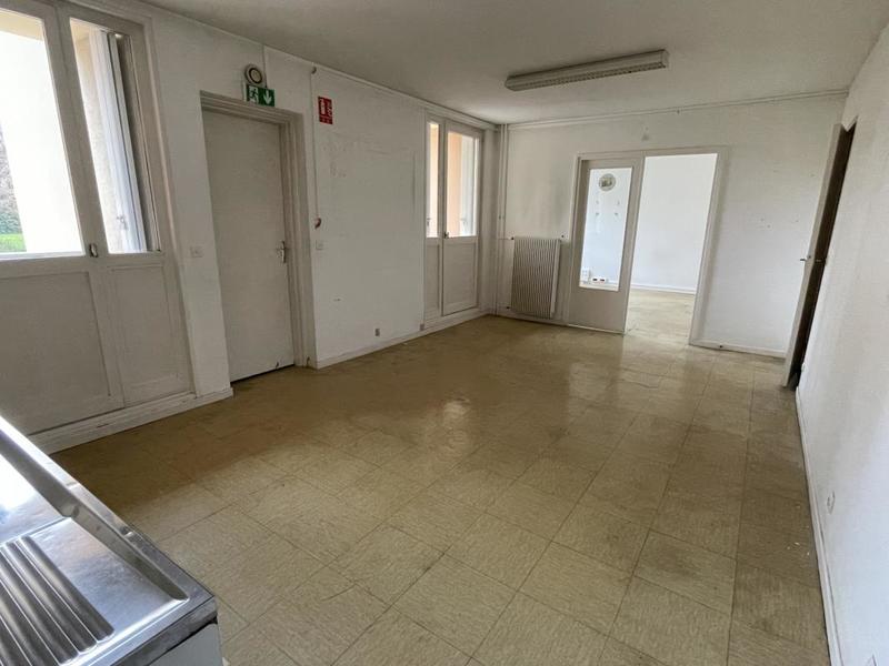 Local d'activité / Entrepôt - 70 m²