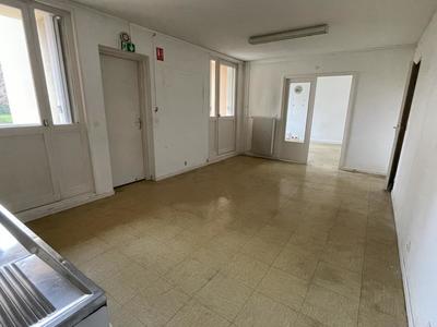 Local d'activité / Entrepôt - 70 m²