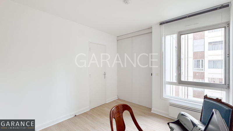 Appartement - 97 m² - 5 pièces