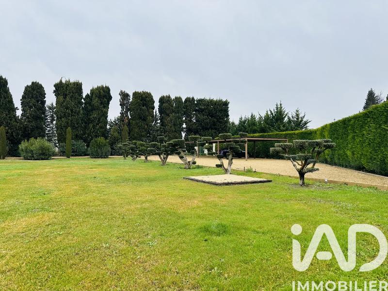 Maison - 332 m² - 8 pièces