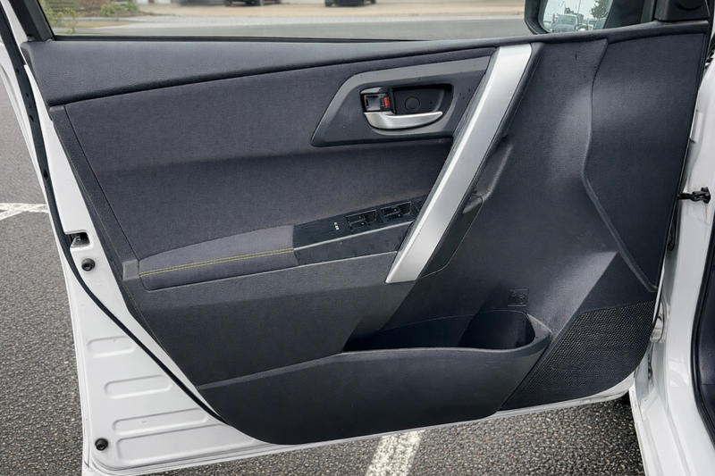 Toyota Auris II 1.8 Vvt-i 136 Cvt Executive - Automatique