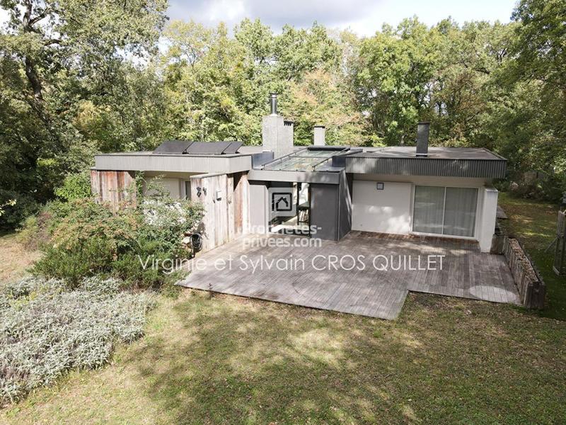 Maison - 209 m² - 7 pièces