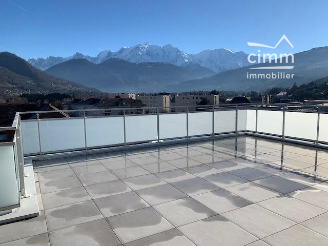 Appartement - 92 m² - 4 pièces