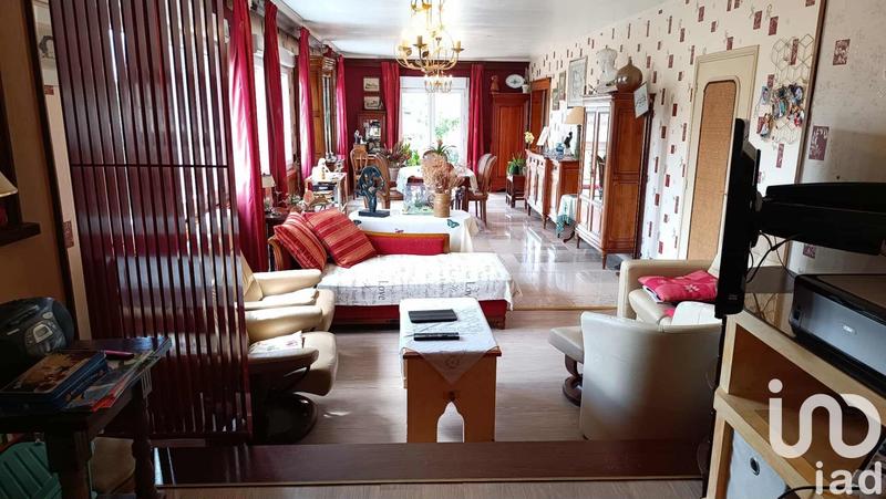 Maison - 166 m² - 8 pièces