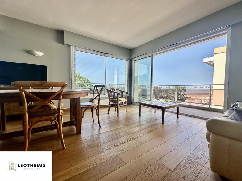 Appartement - 70 m² - 4 pièces