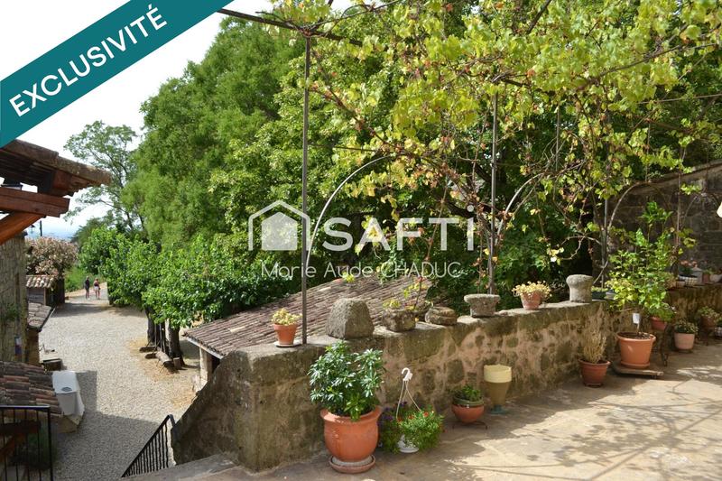 Château - 800 m² - 15 pièces