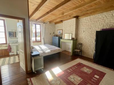 Maison - 175 m² - 4 pièces
