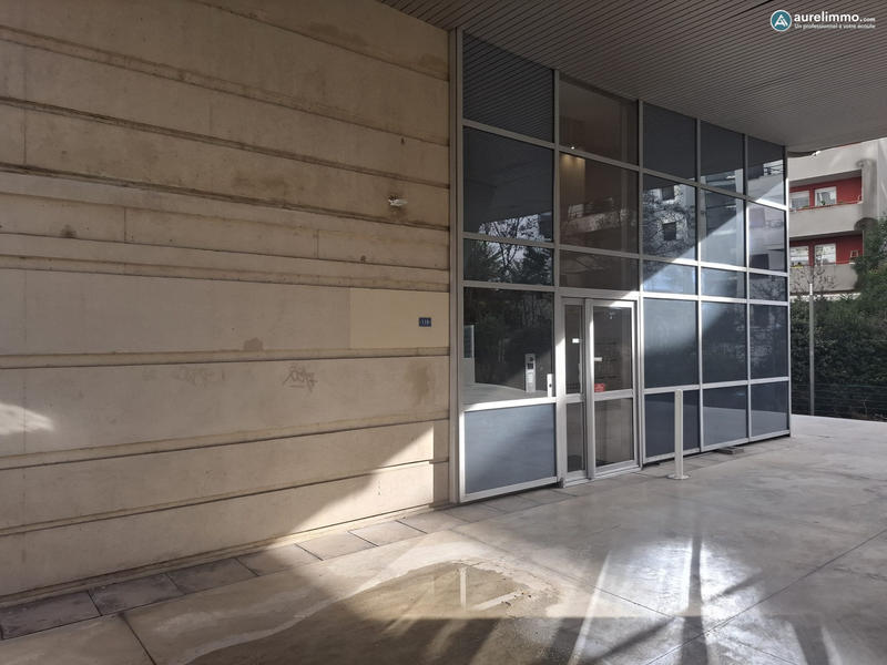 Appartement - 94 m² - 6 pièces