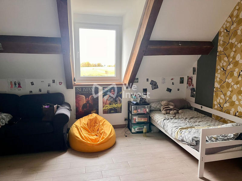 Maison - 180 m² - 8 pièces