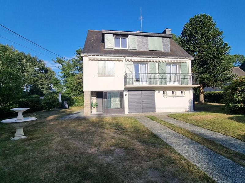 Maison - 140 m² - 5 pièces